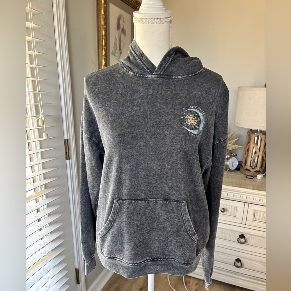 Local Scene Graphic Hoodie gray size small GUC